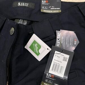 New Flex Tag Size 8 
Dark Navy Color